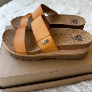 Reef Cushion Vista Hi 2.5 Orange Tan Platform Sandals Size: 9.5 New